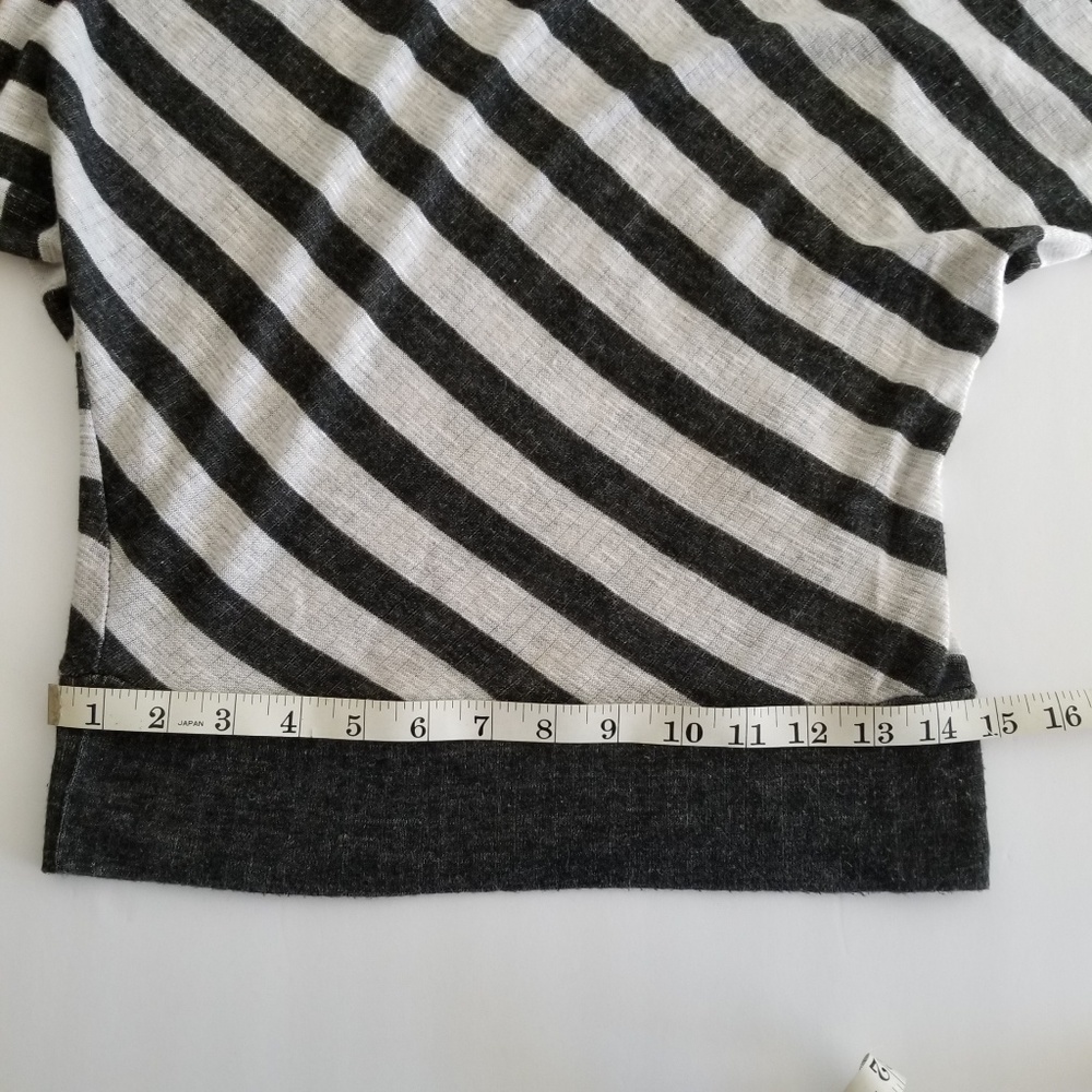 Timing Blouse - Picture 5 of 6
